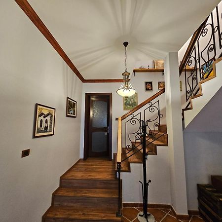 Vila Dani Near Castle And Old Bazar Krujë エクステリア 写真